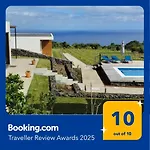 Resort Refugio Dos Capelinhos - E *