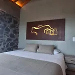 Refugio Dos Capelinhos - E Üdülőközpont *
