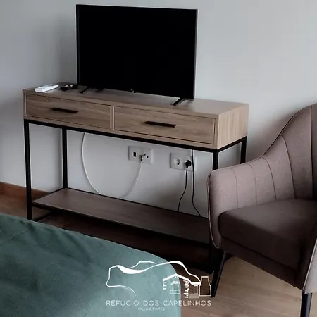 Refugio Dos Capelinhos - E Resort *