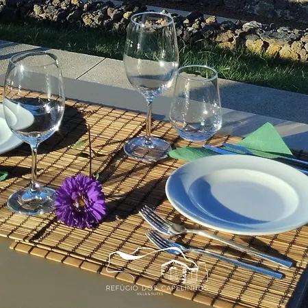 Resort Refugio Dos Capelinhos - E *