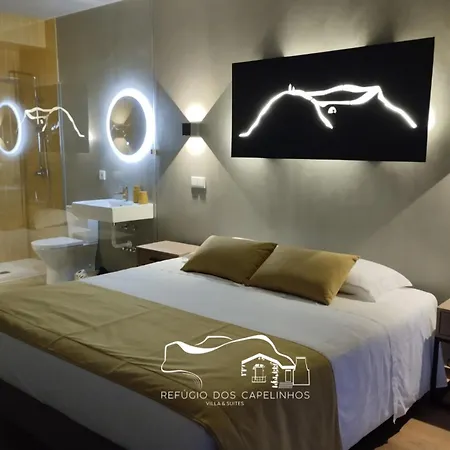 Refugio Dos Capelinhos - E Resort