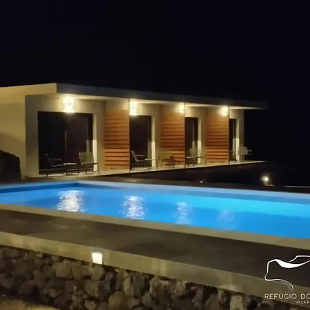Refugio Dos Capelinhos - E Resort *