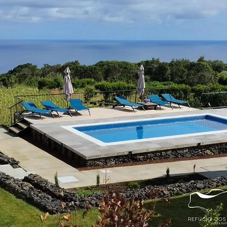 Resort Refugio Dos Capelinhos - E