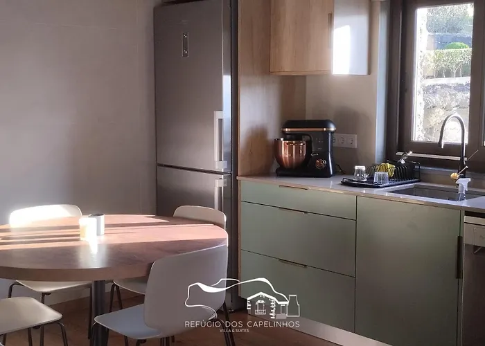 Refugio Dos Capelinhos - E * Norte Pequeno