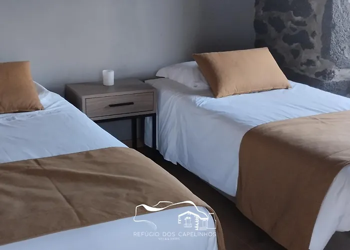Refugio Dos Capelinhos - E * Norte Pequeno