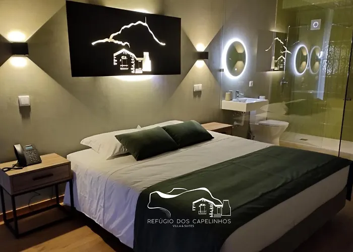 Refugio Dos Capelinhos - E Resort *